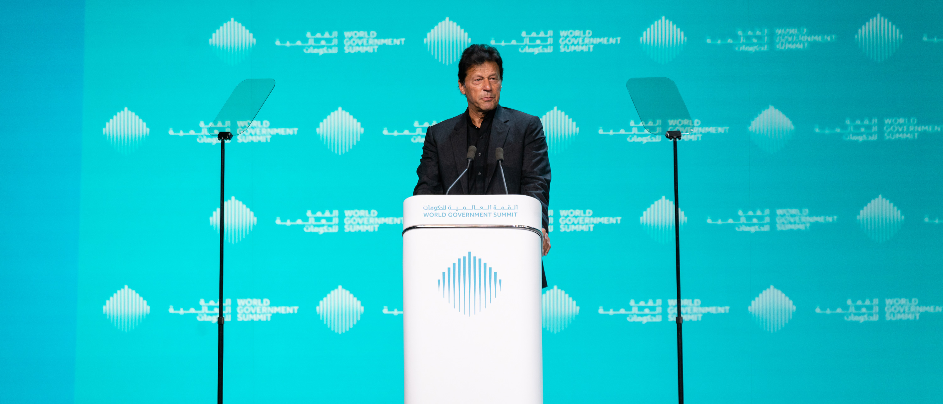 عمران خان: تطور دبي والإمارات نموذج عالمي يحتذى
